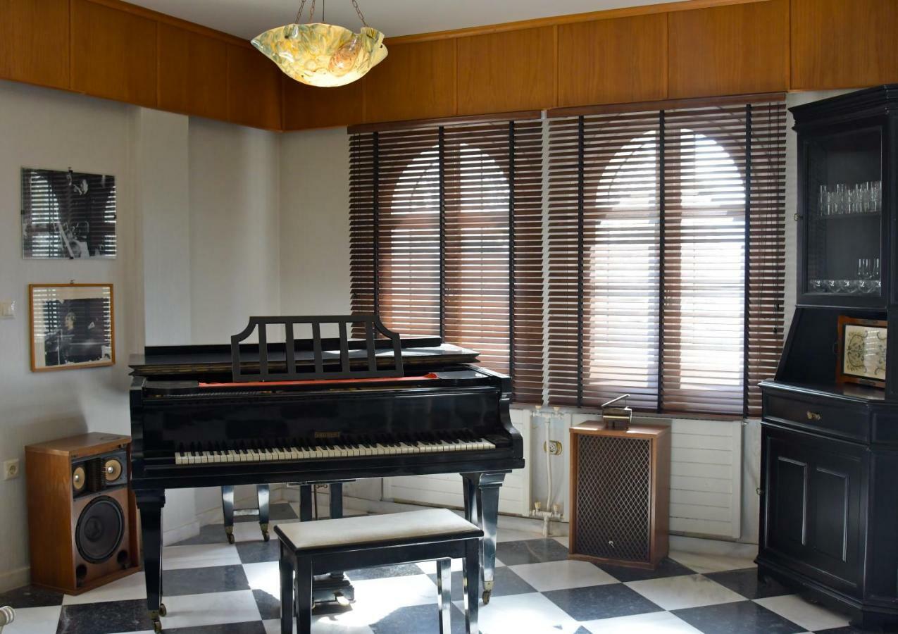 Vila Priamos Kalitehnoupoli Rafína Exteriér fotografie